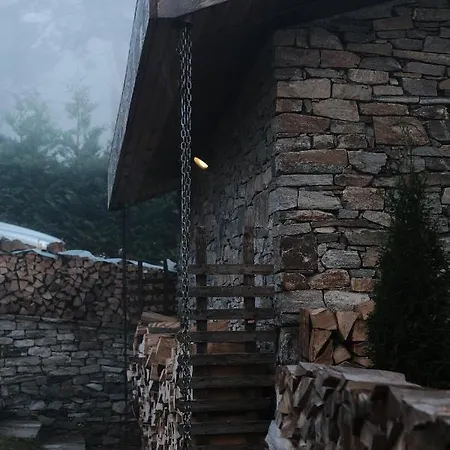 The Lake House - Relax Your Mind, Body & Soul